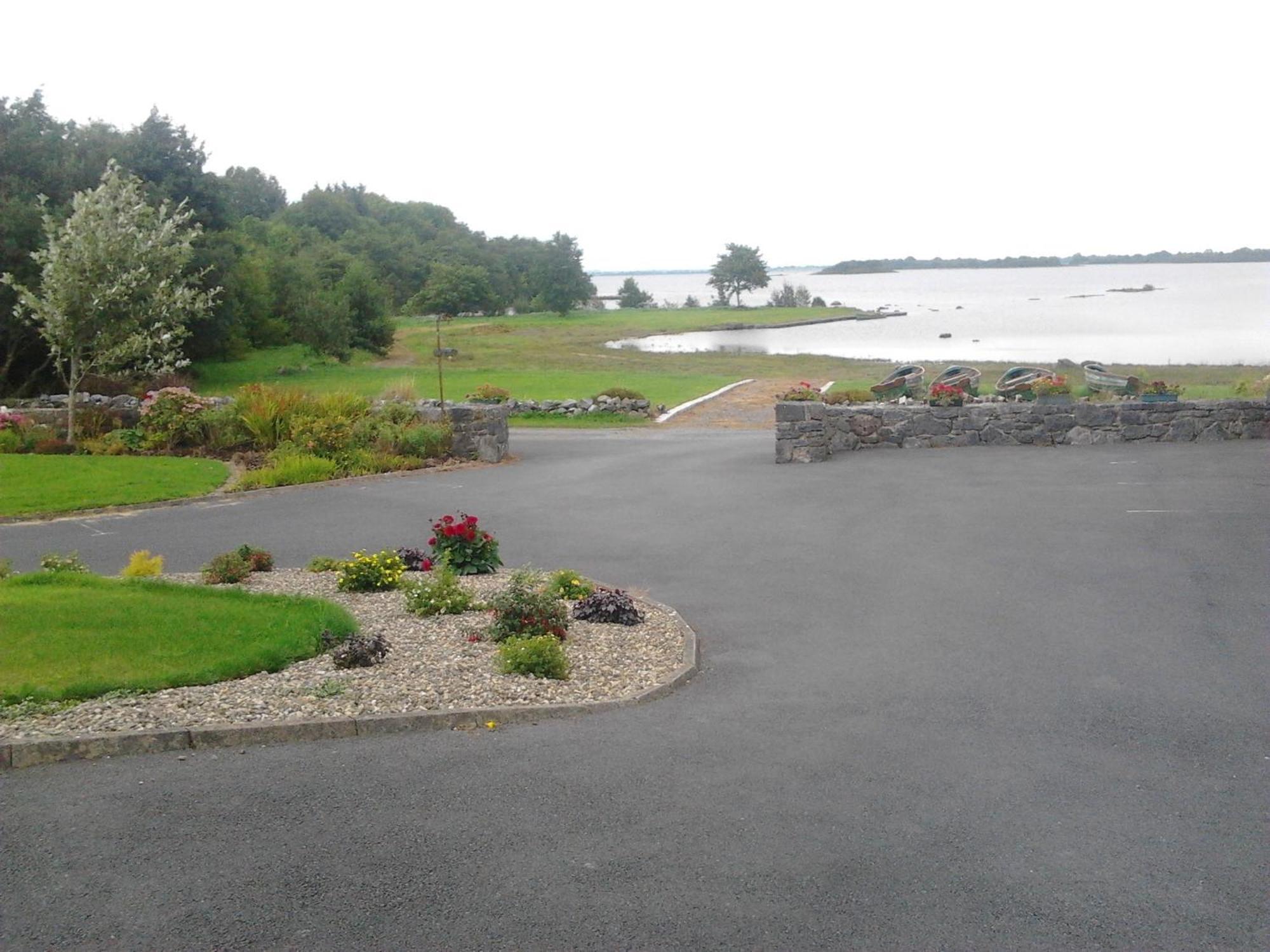 The Waterfront House Country Home Oughterard Exterior photo