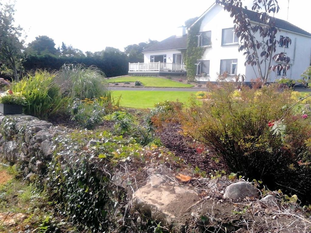 The Waterfront House Country Home Oughterard Exterior photo